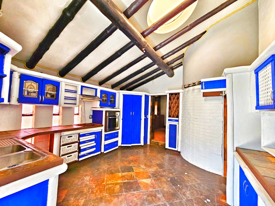 5 Bedroom Property for Sale in Vaalpark Free State